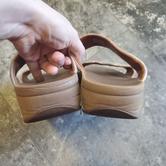 Fitflop Shimmy Rose Gold Suede Leather Shimmering 2 Strap Slide Sandals 6 - Picture 6 of 8